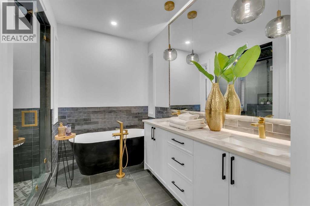 Single Family House for Sale in   Avenue NW Capitol Hill Calgary 