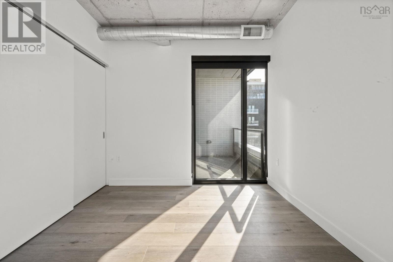 Property 16 of 49 of 606 5511 Bilby Street