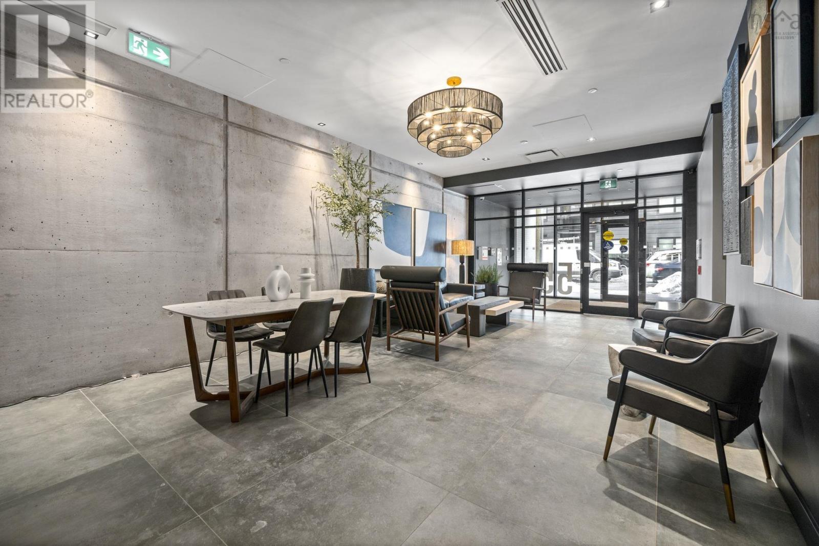 Property 46 of 49 of 606 5511 Bilby Street