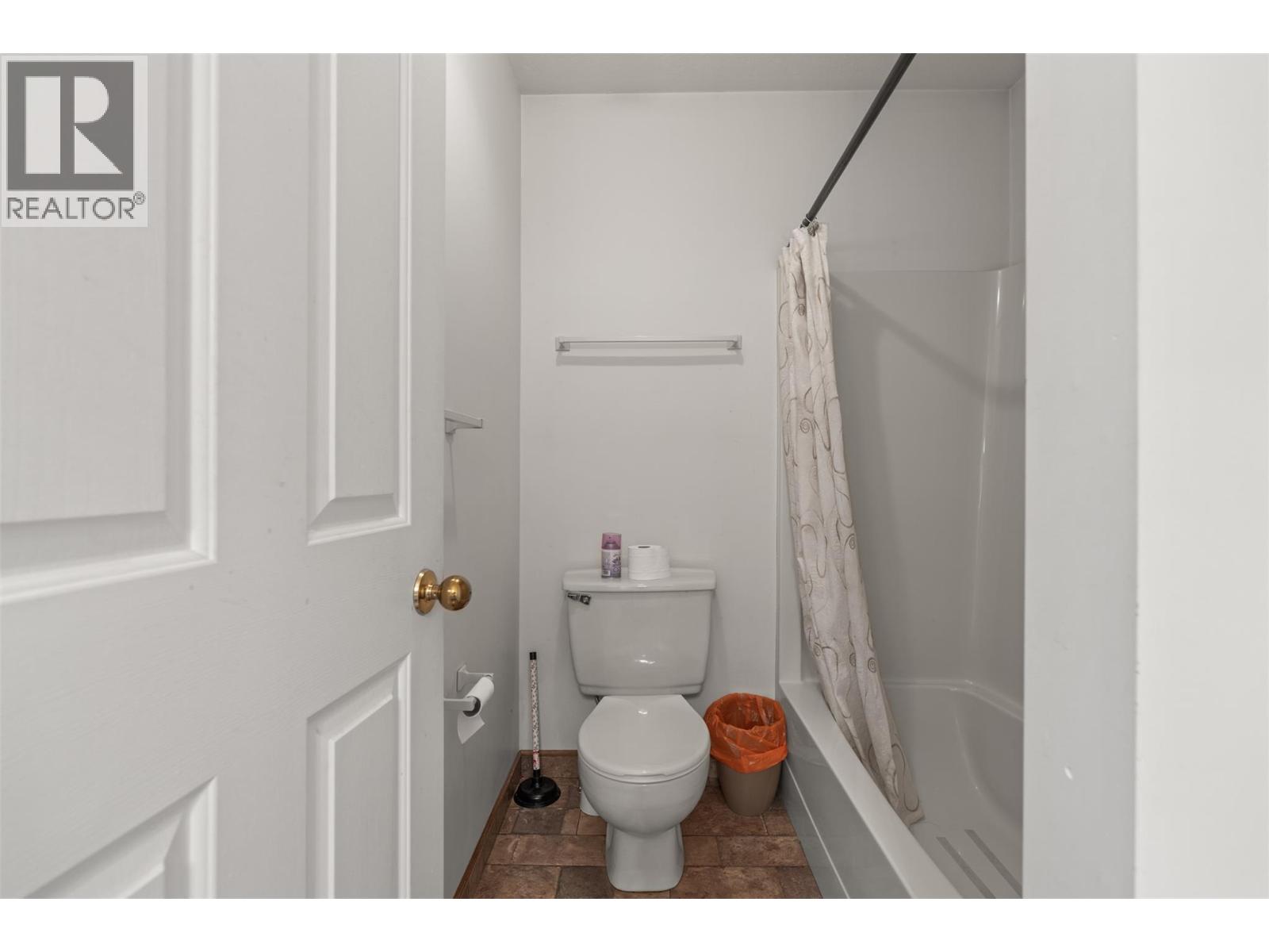 #102 1108 14 Avenue - 27