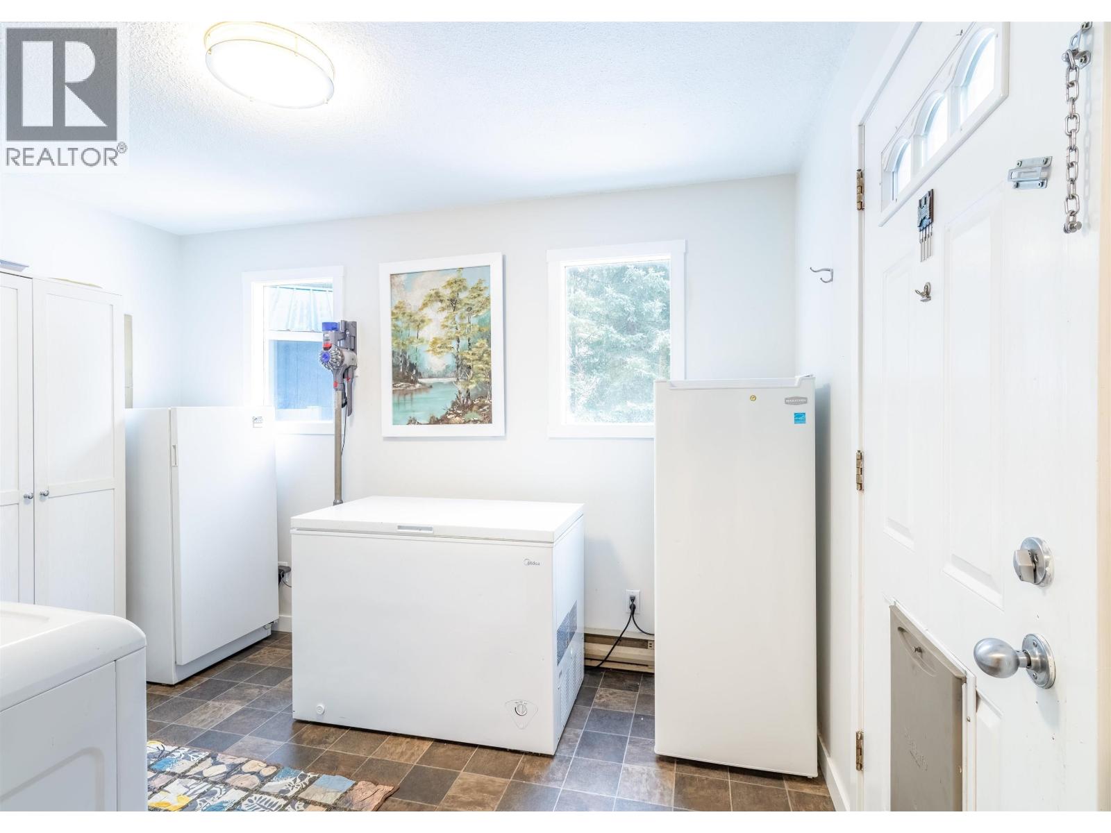 4315 RAINBOW DRIVE - 13