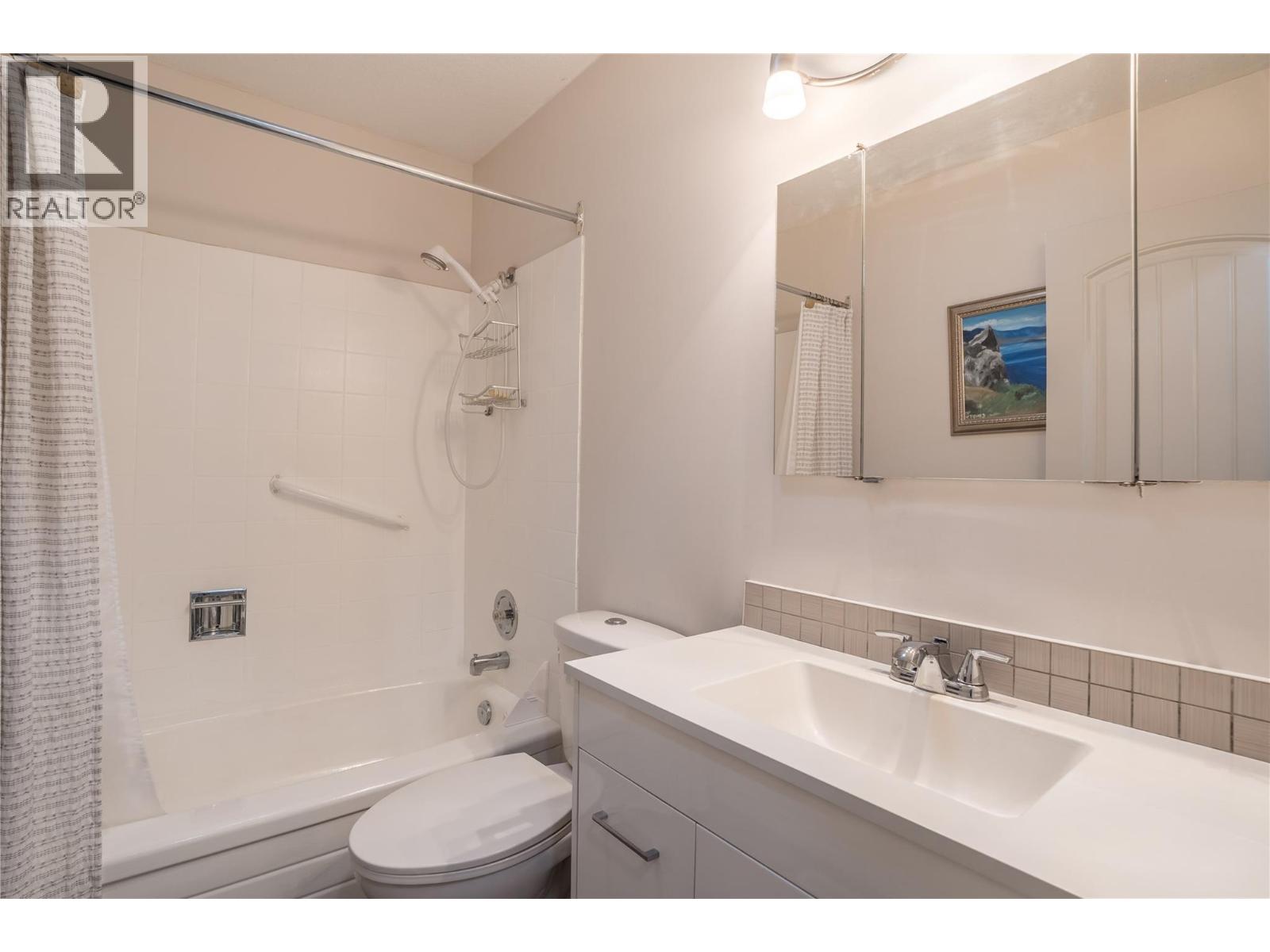 7717 Prairie Valley Road Unit# 101, Summerland