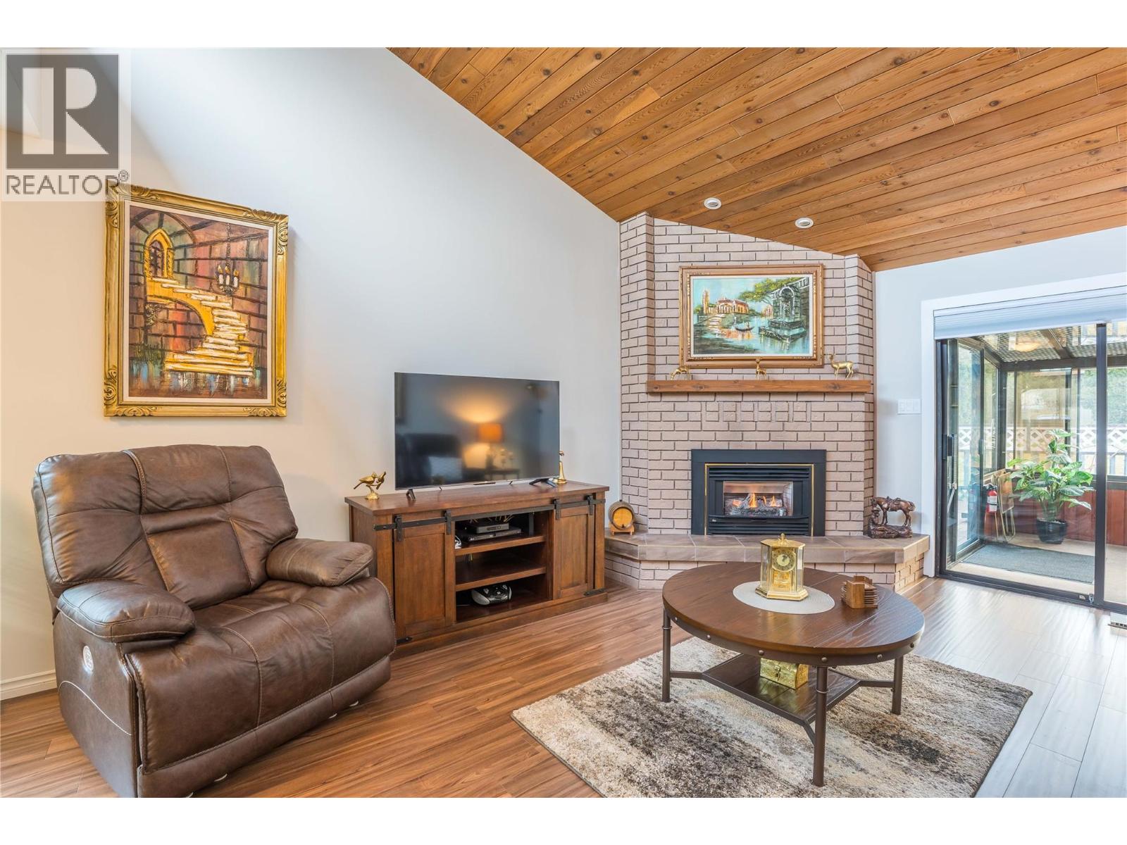 7717 Prairie Valley Road Unit# 101, Summerland