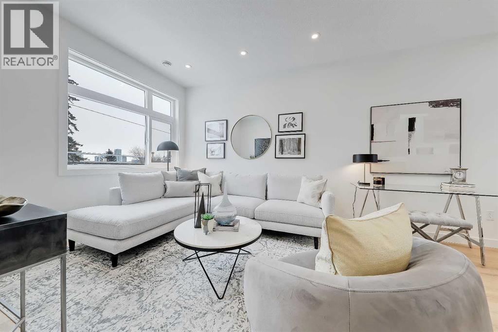 Single Family House for Sale in  &    Avenue NE Renfrew Calgary 