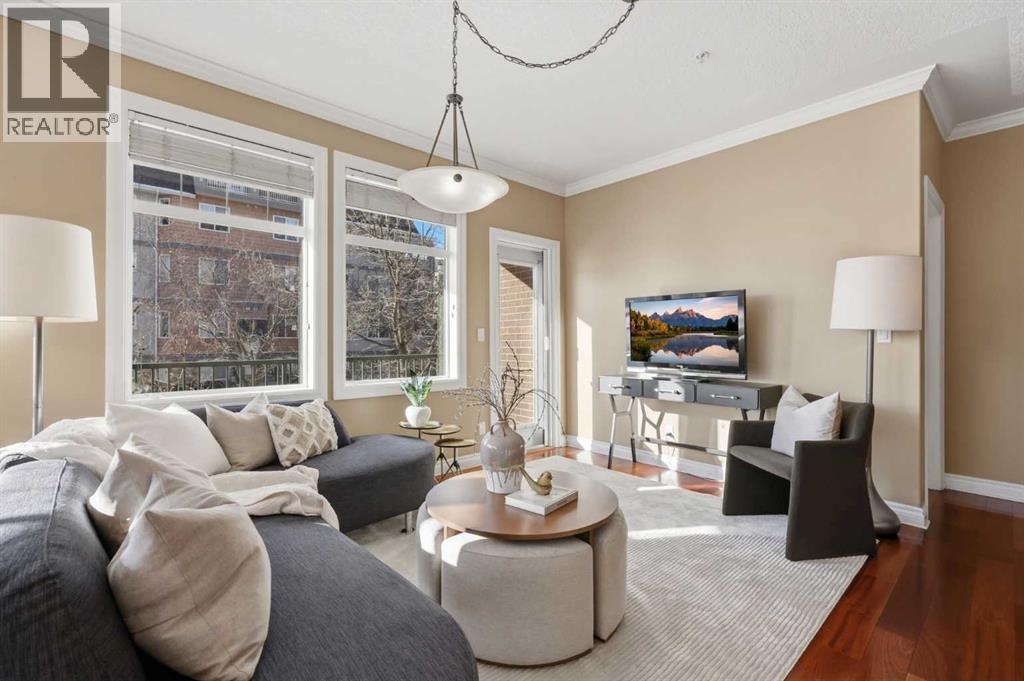 Single Family House for Sale in    Avenue SW Erlton Calgary 