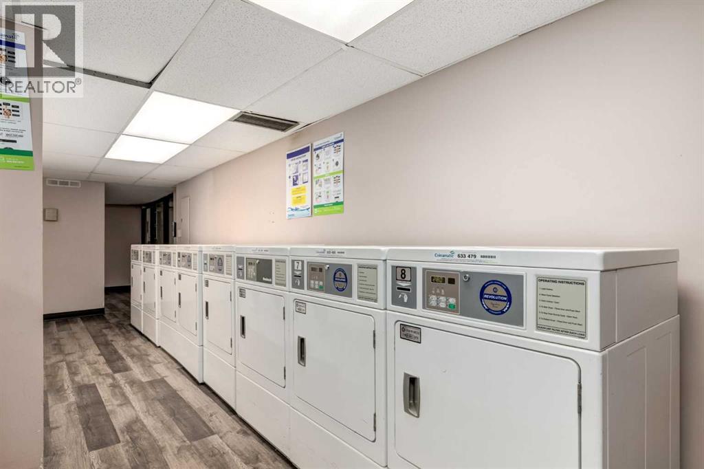 Single Family House for Sale in   Dalton Drive NW Dalhousie Calgary 