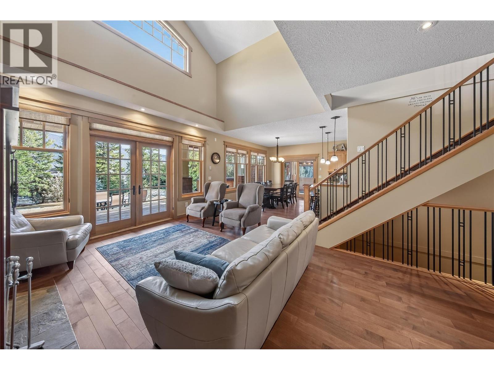 6880 Columbia Ridge Drive, Fairmont Hot Springs