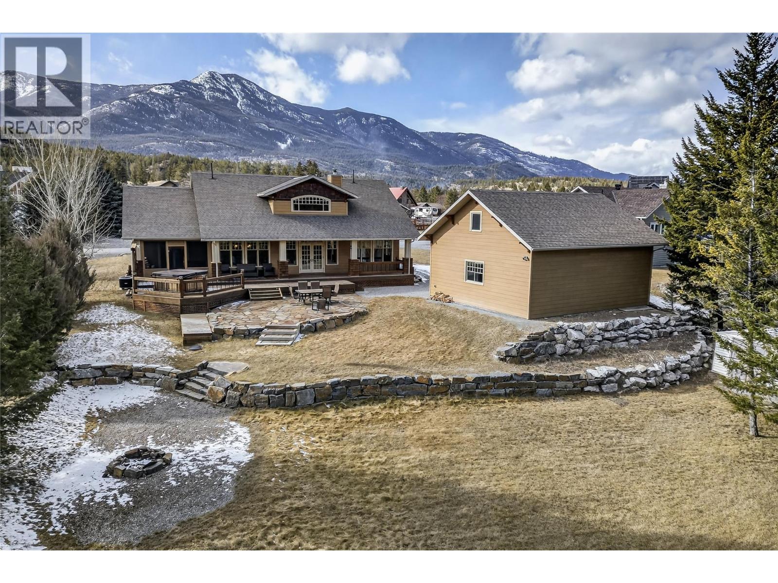 6880 Columbia Ridge Drive, Fairmont Hot Springs