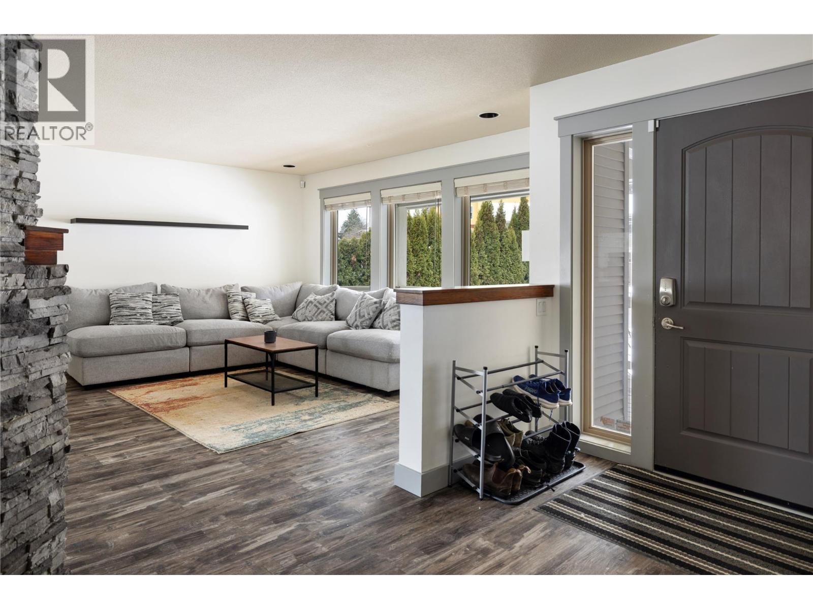 2049 Skyview Crescent, Lumby