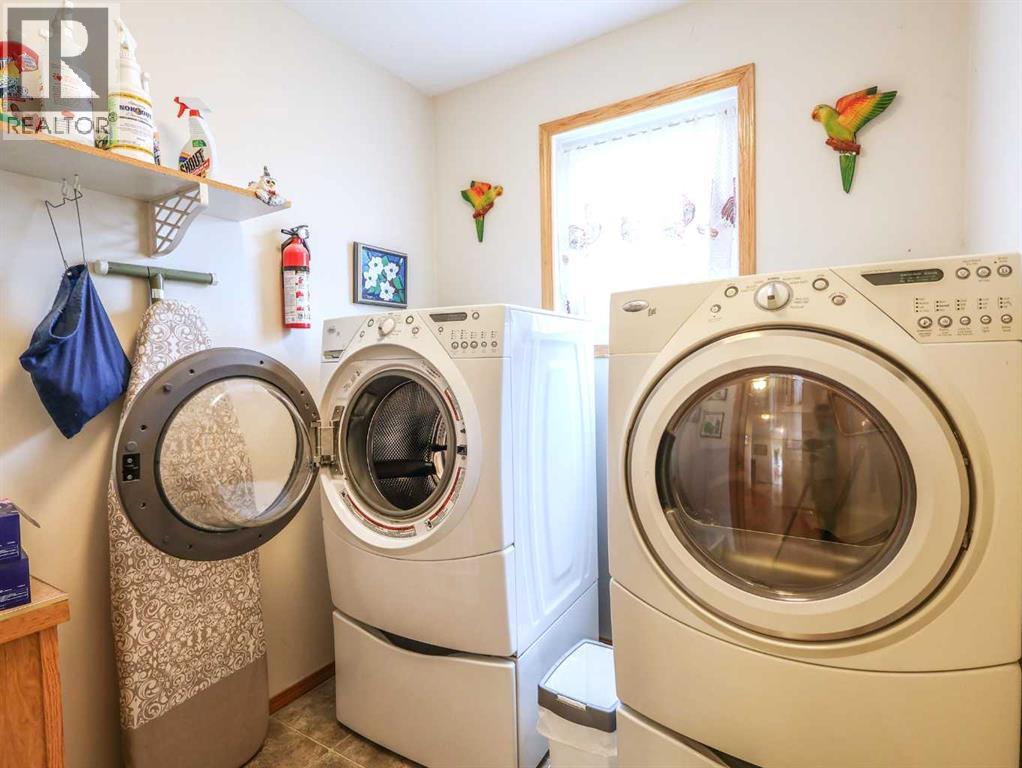 
          18320 TWP 39-0
            <br/>
            <span>Botha</span>
            , 
            <span>AB</span>
             <span>T0C2L0</span>
         - Photo 19