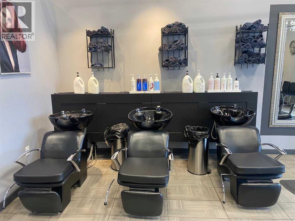 31 Bow Street Common, Cochrane