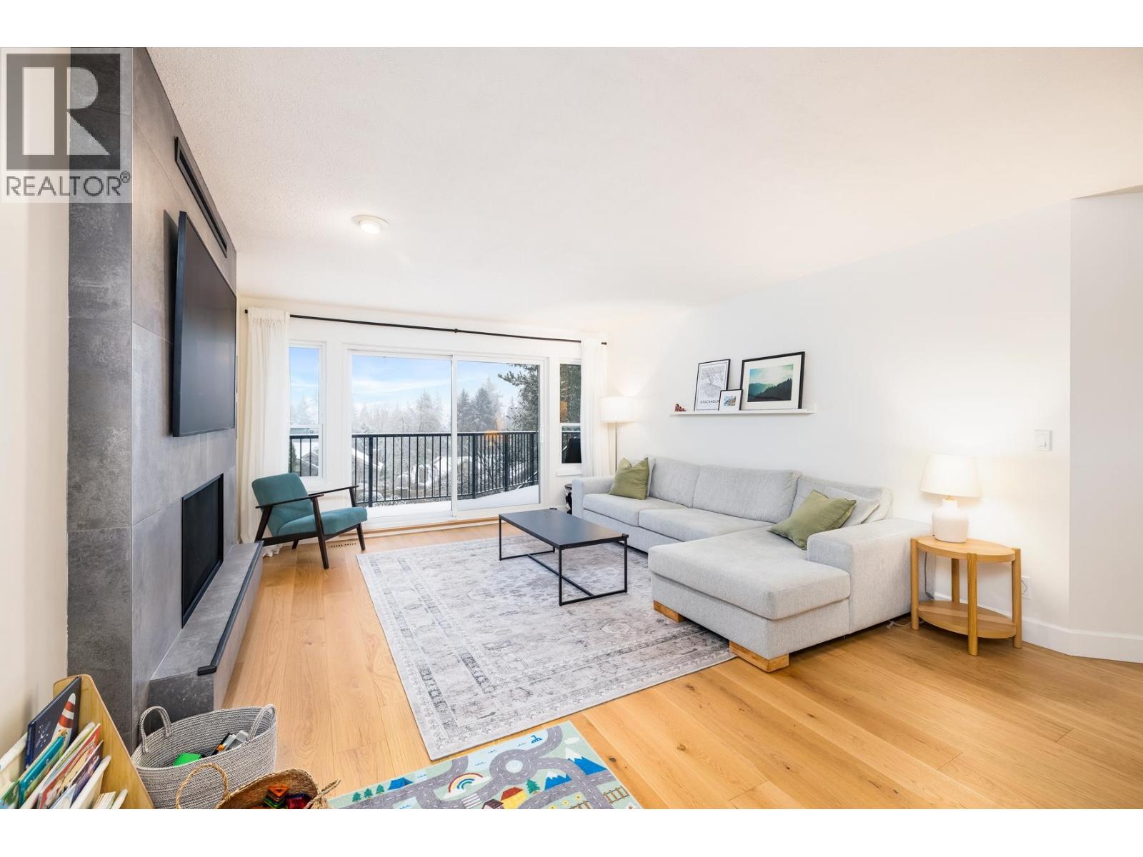 3985 FRAMES PLACE, North Vancouver