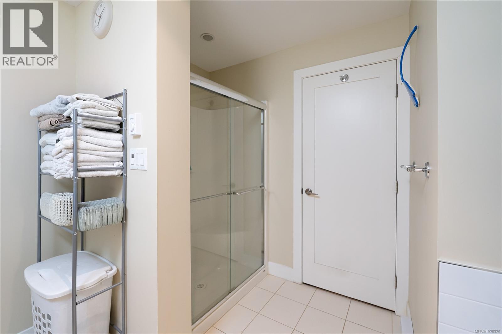 6496 Lanark Rd, Sooke