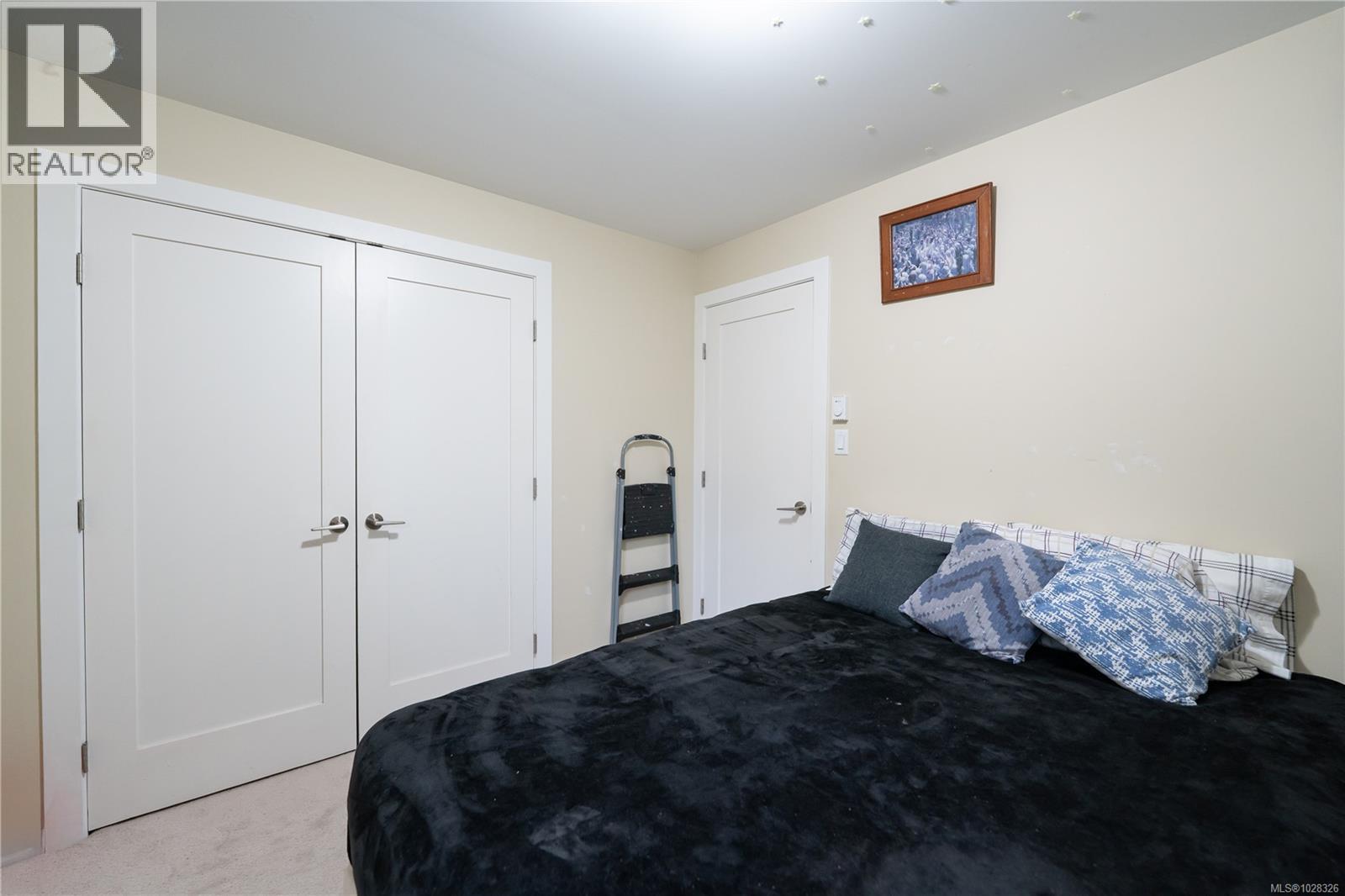 6496 Lanark Rd, Sooke