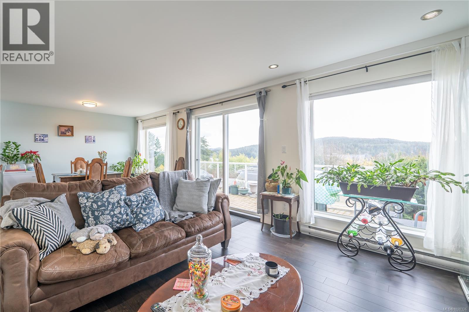 6496 Lanark Rd, Sooke