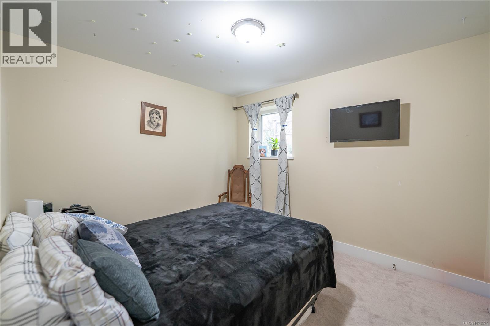 6496 Lanark Rd - 17
