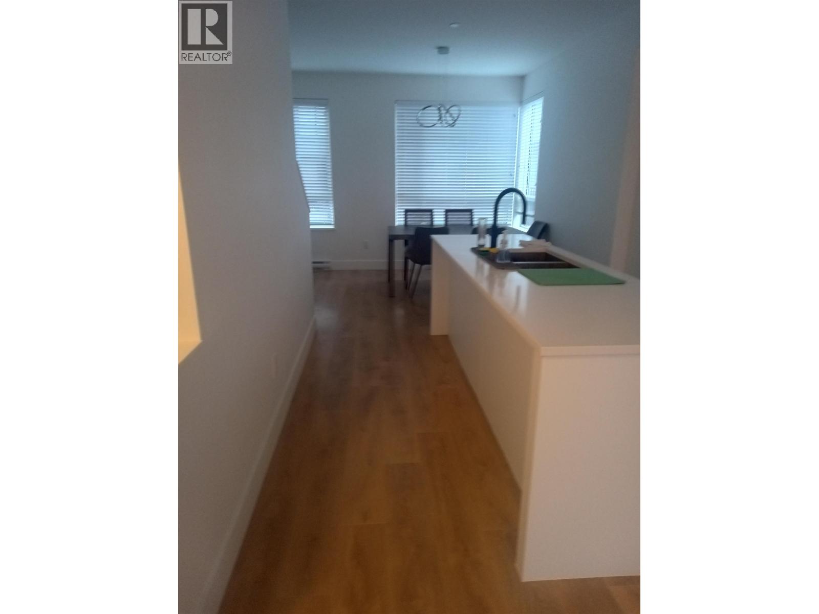 38015 FAIRWATER PLACE, Squamish