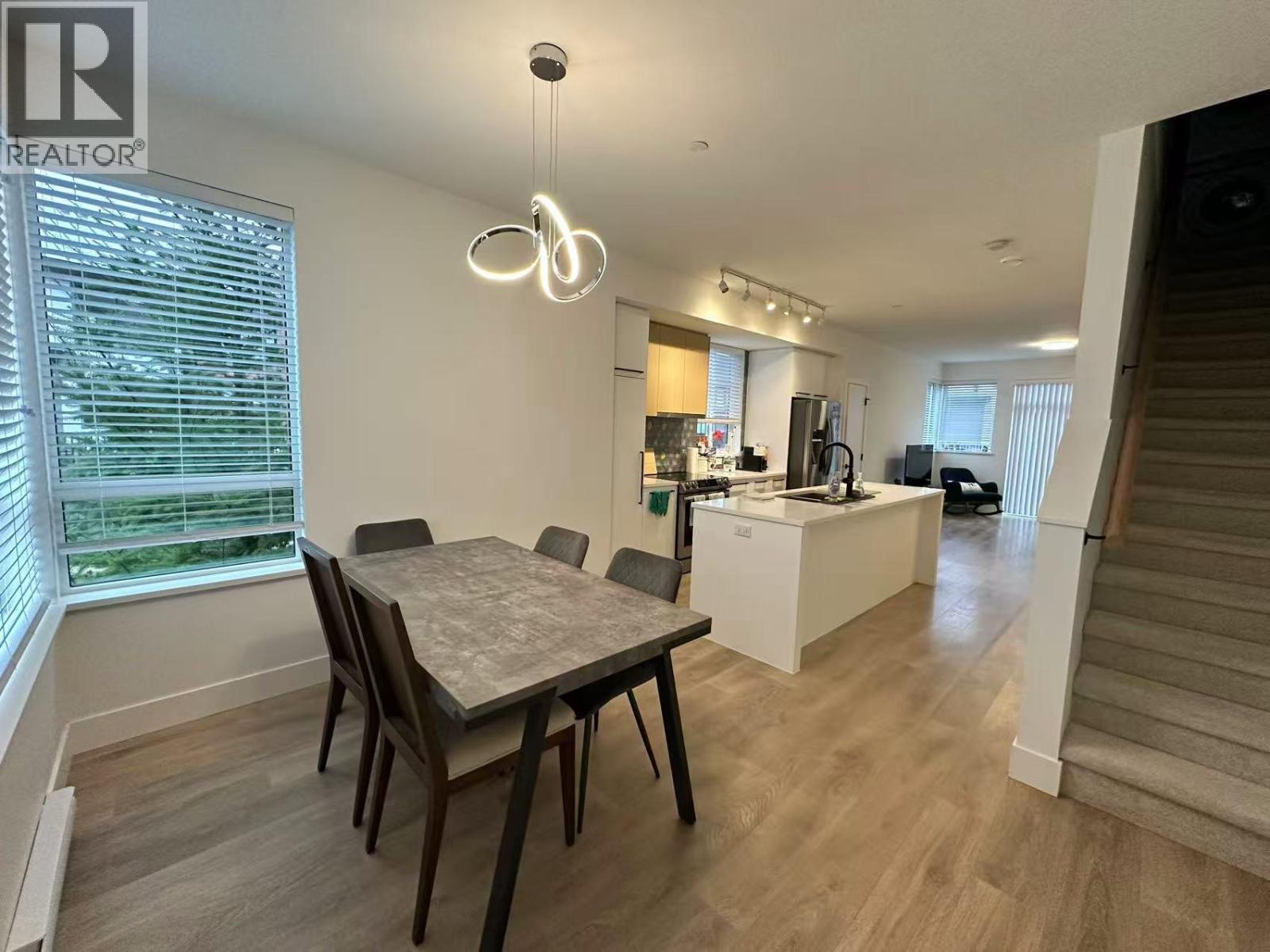 38015 FAIRWATER PLACE, Squamish