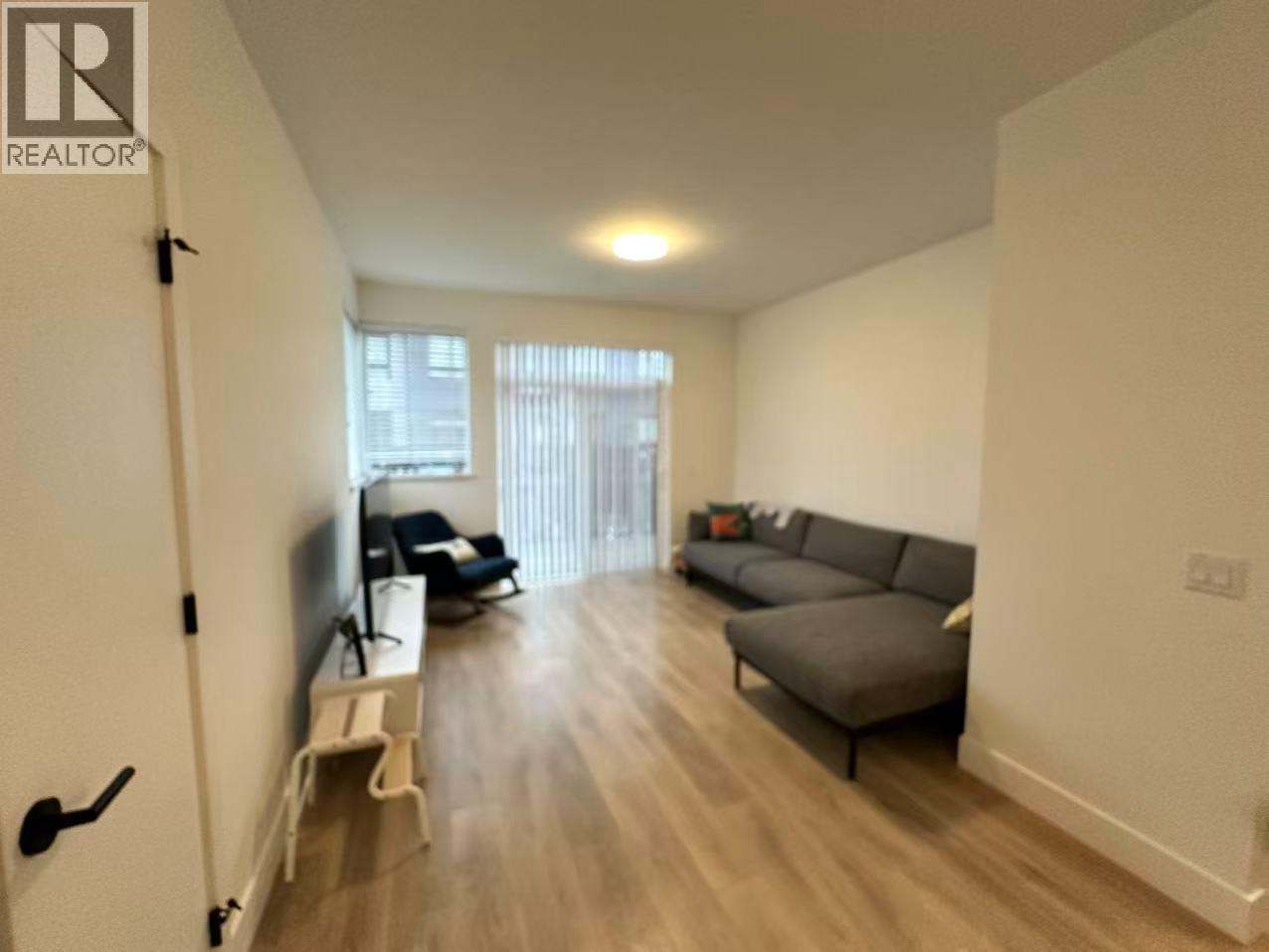 38015 FAIRWATER PLACE, Squamish