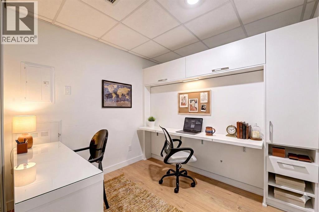 Single Family House for Sale in    Street NE Bridgeland/Riverside Calgary 