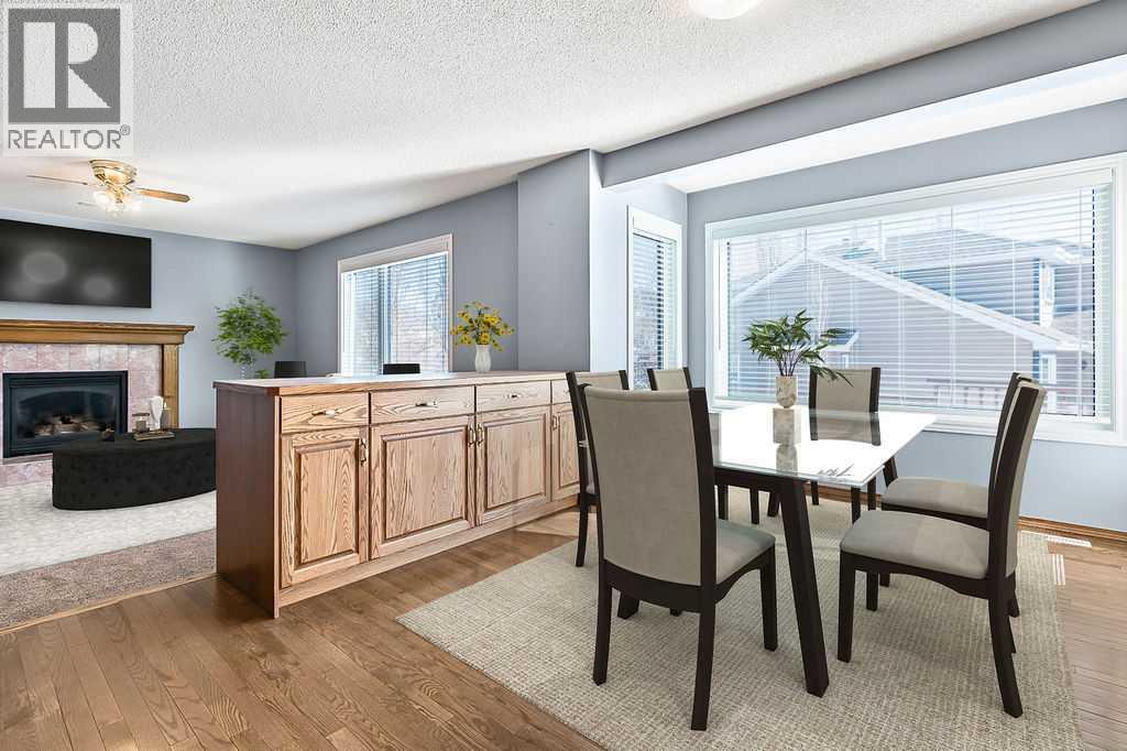 Single Family House for Sale in  Schubert Place NW Scenic Acres Calgary 