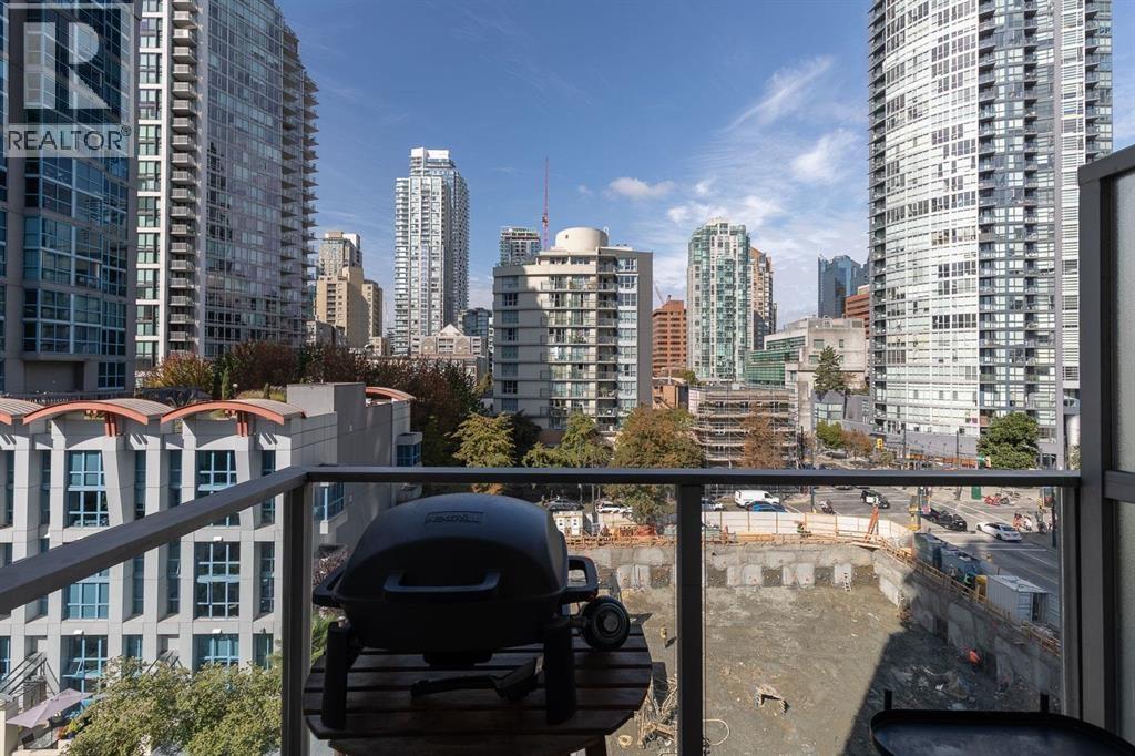 809 1225 RICHARDS STREET, Vancouver