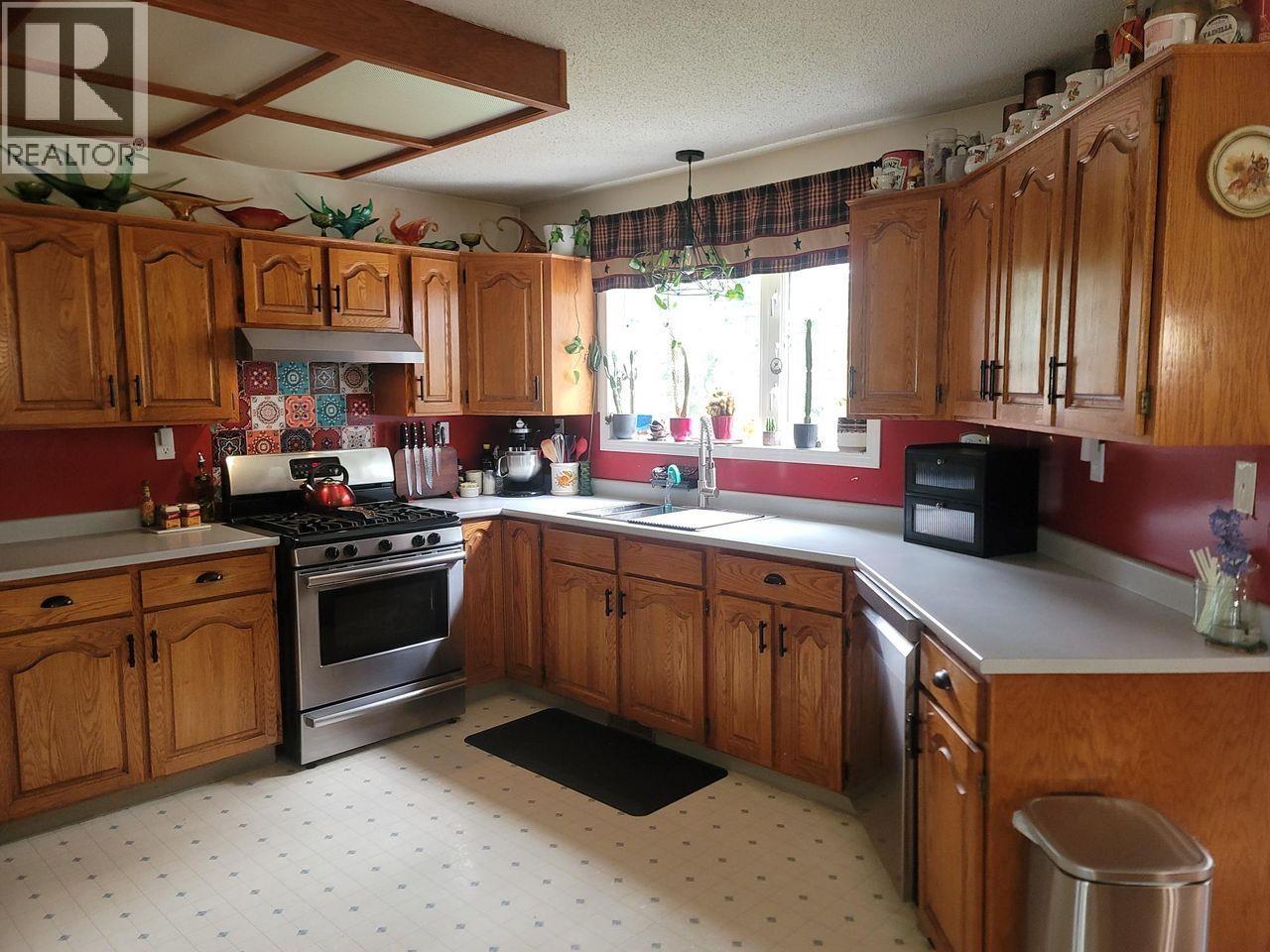 7615 PEARL DRIVE, Prince George