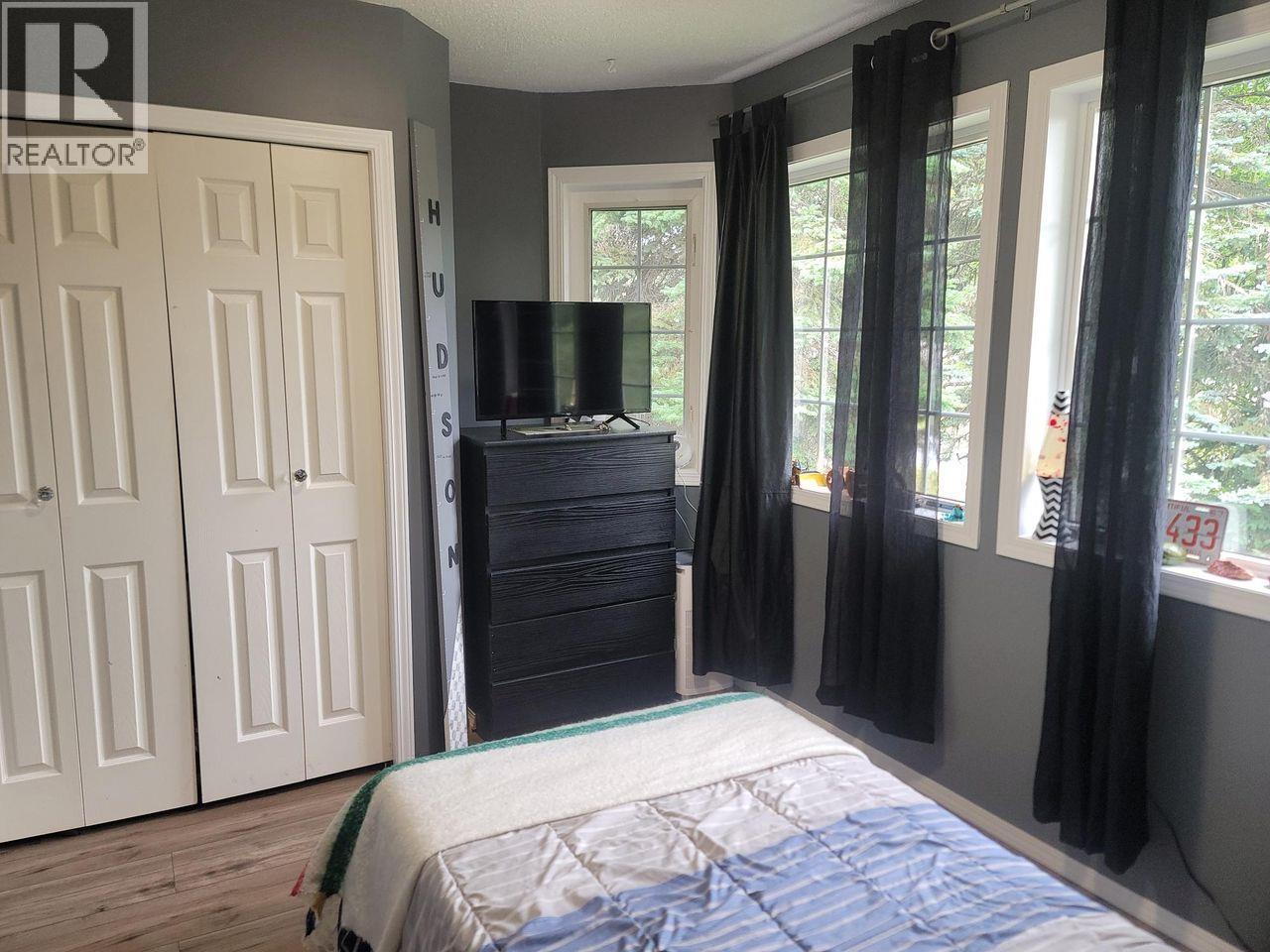 7615 PEARL DRIVE, Prince George