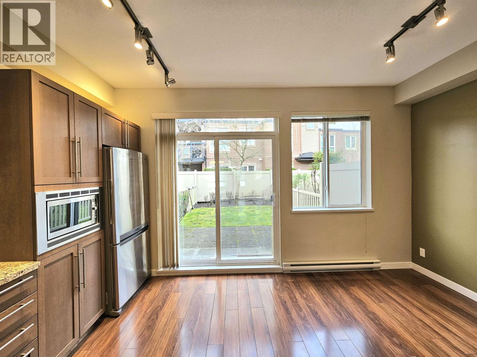 97 1125 KENSAL PLACE, Coquitlam