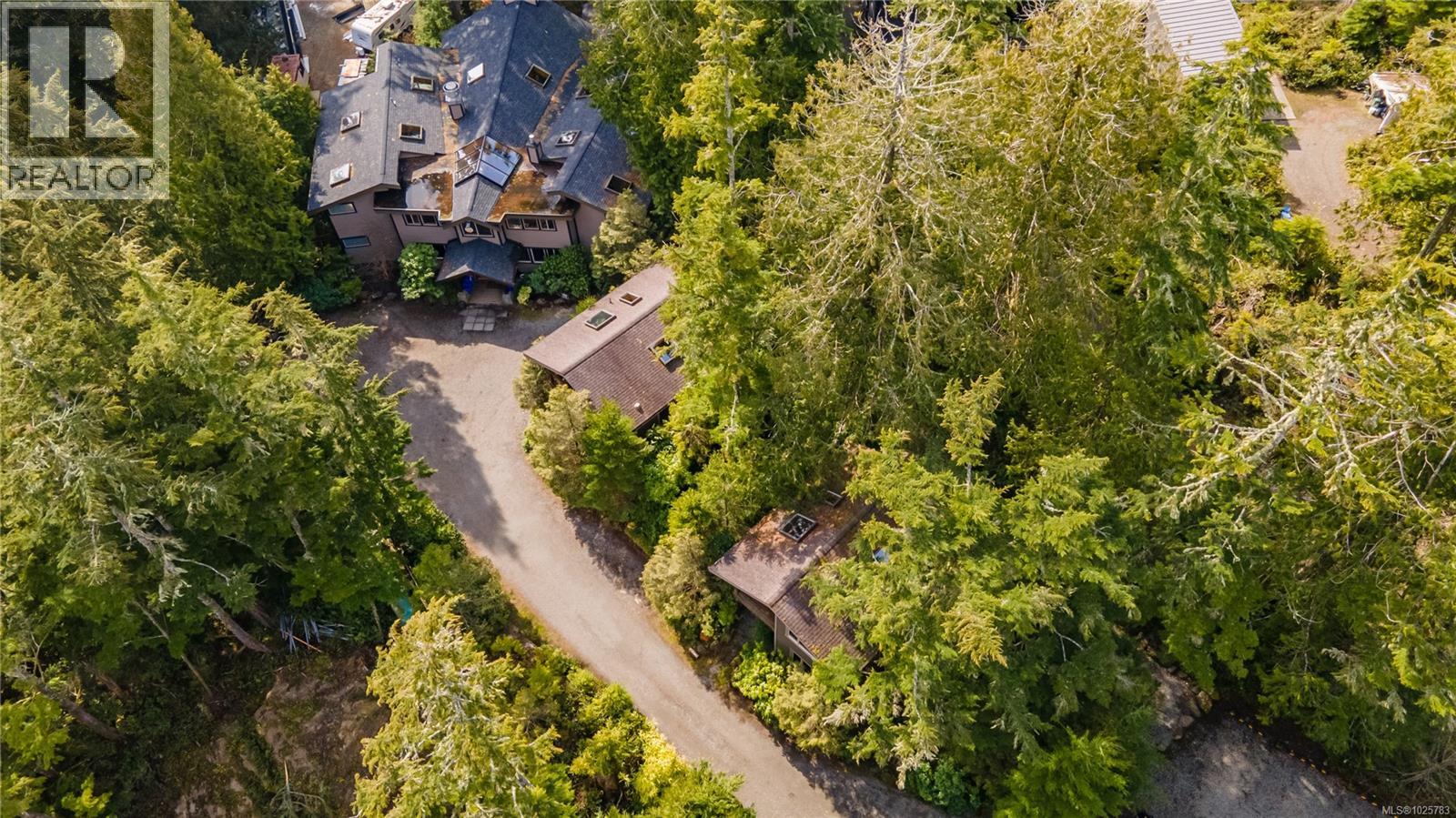 330 Reef point Rd, Ucluelet