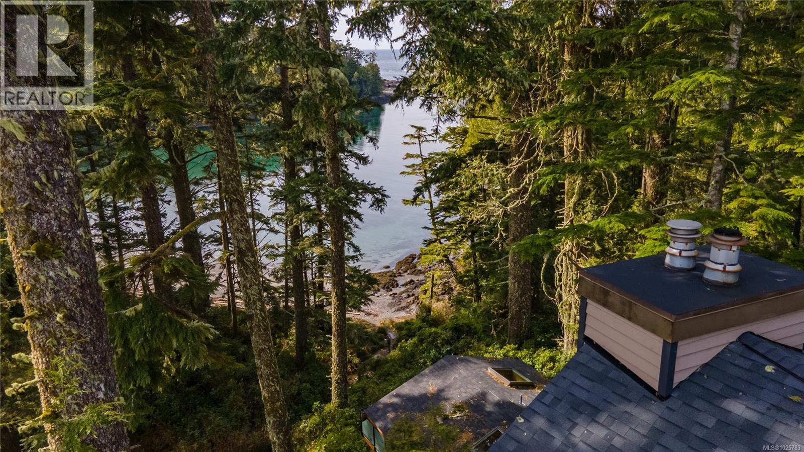 330 Reef point Rd, Ucluelet