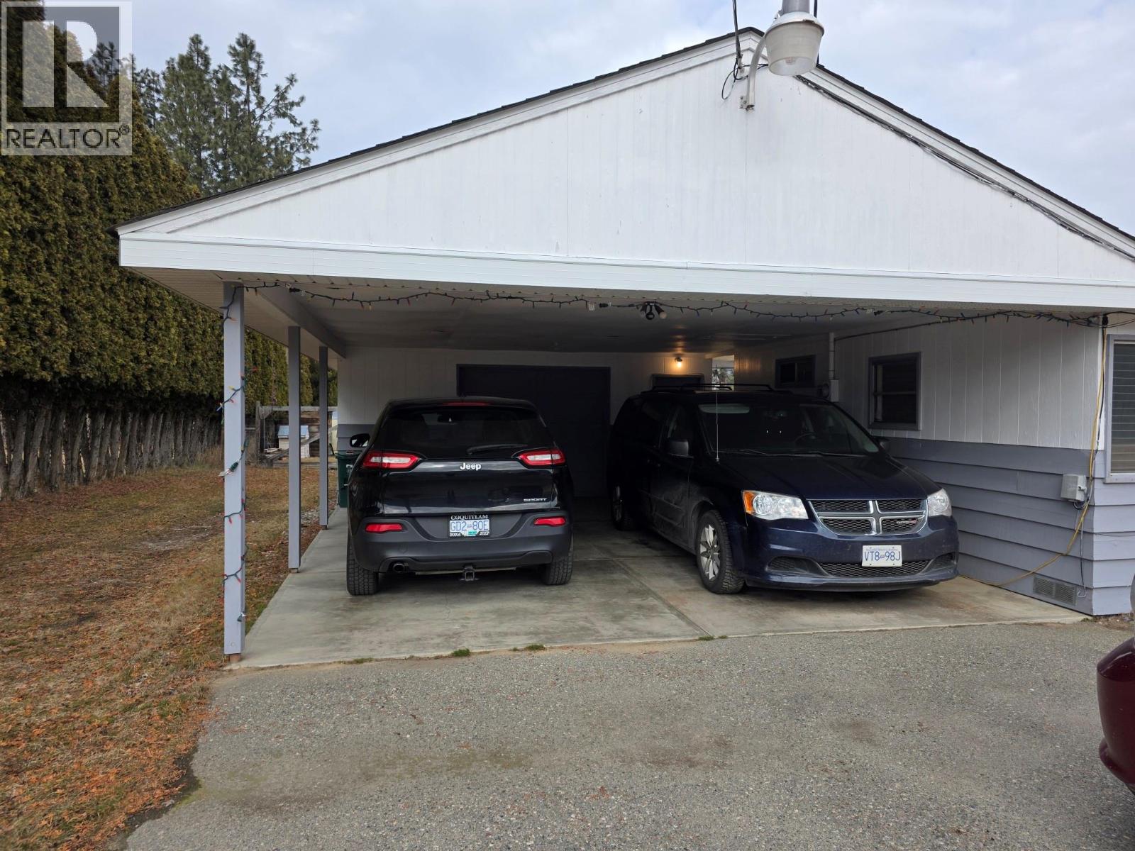 675 JASPER Avenue, Grand Forks