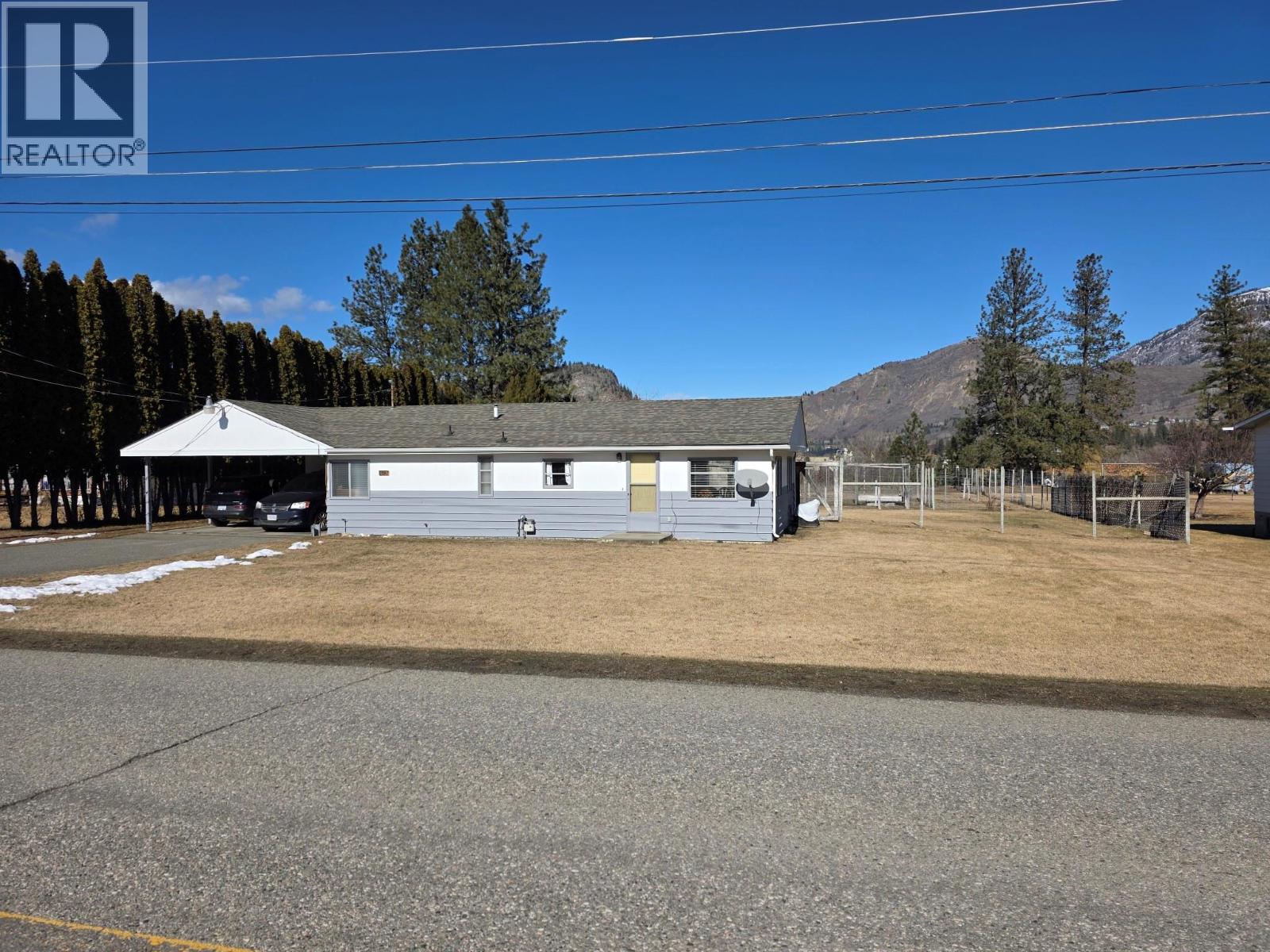 675 JASPER Avenue, Grand Forks