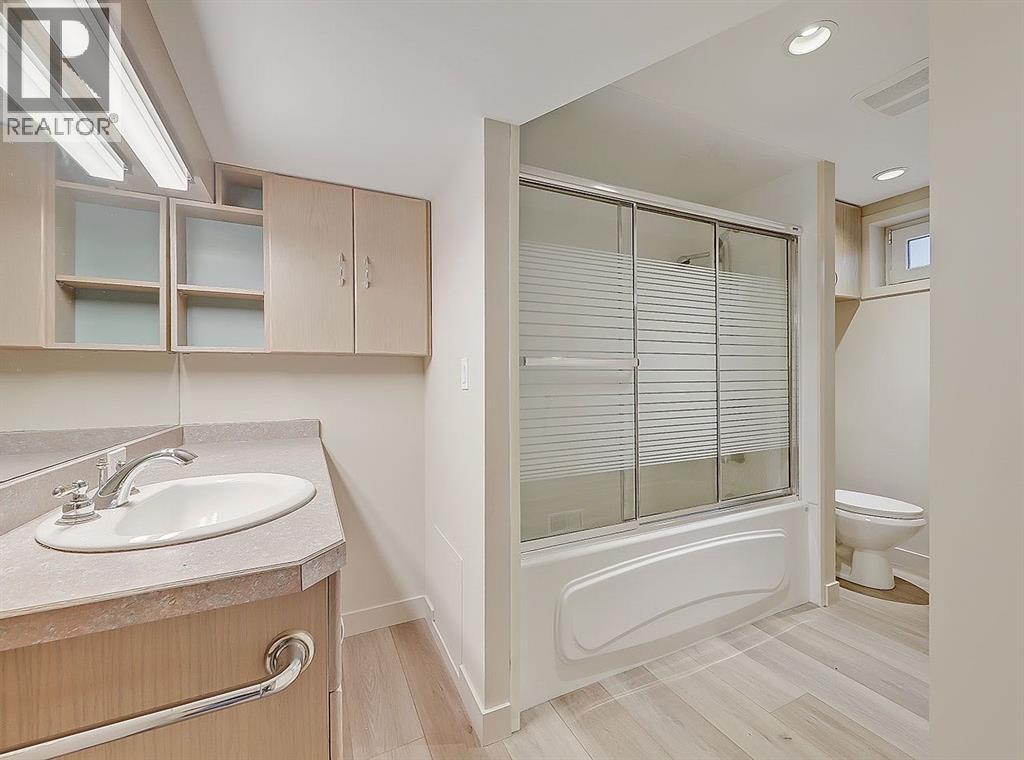 Single Family House Bungalow for Sale in  Granlea Place SW Glendale Calgary 