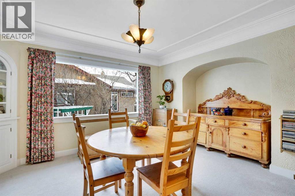 Single Family House for Sale in   Avenue NW Crescent Heights Calgary 