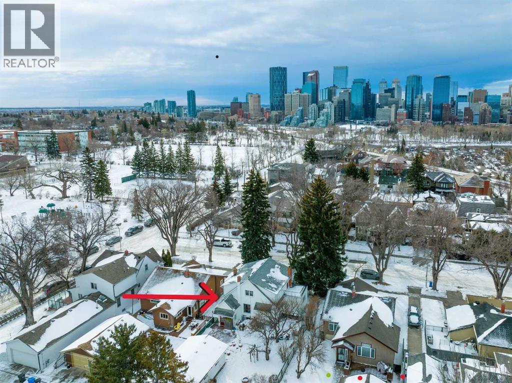 Single Family House for Sale in   Avenue NW Crescent Heights Calgary 
