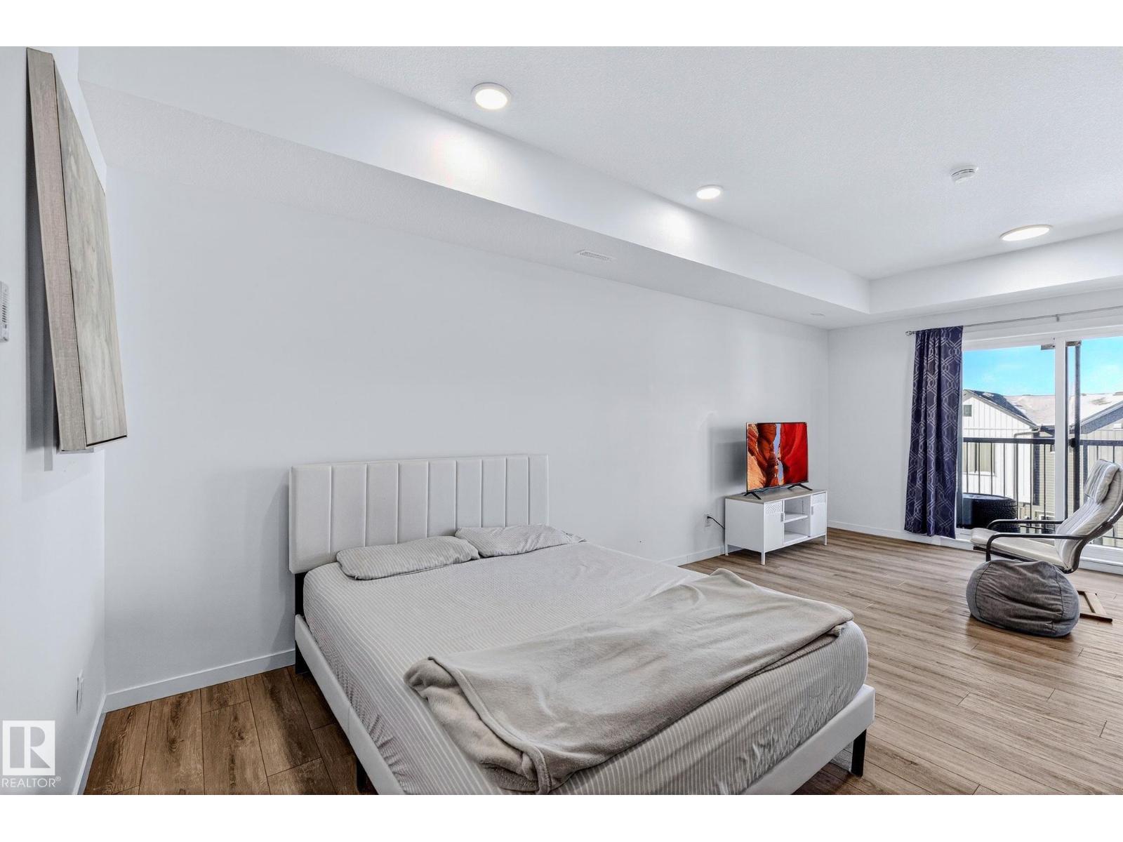 #301 864 SECORD BV NW - 8