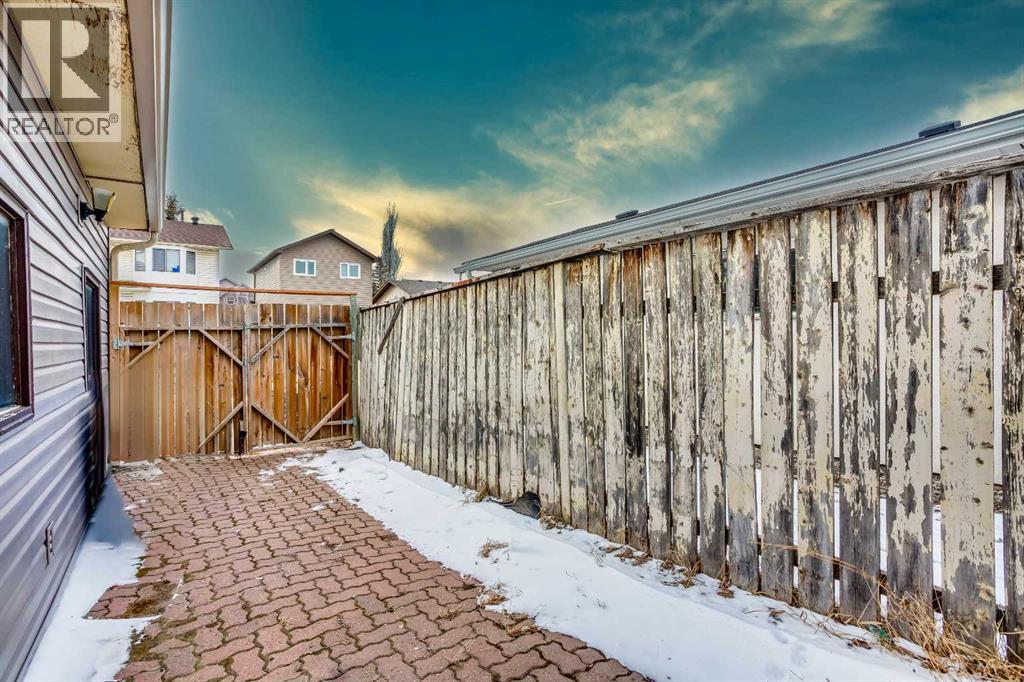 Single Family House for Sale in  Martindale Drive NE Martindale Calgary 