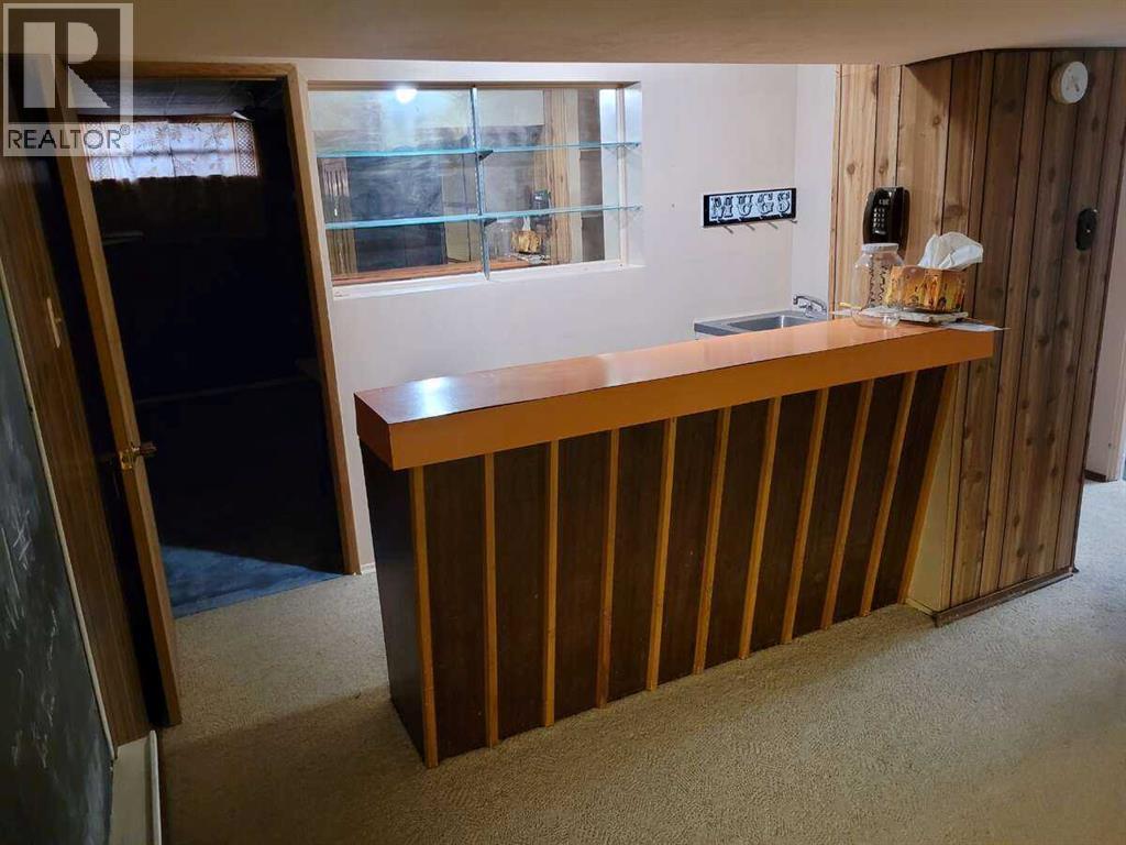 Single Family House for Sale in  Glenview Drive SW Glendale Calgary 