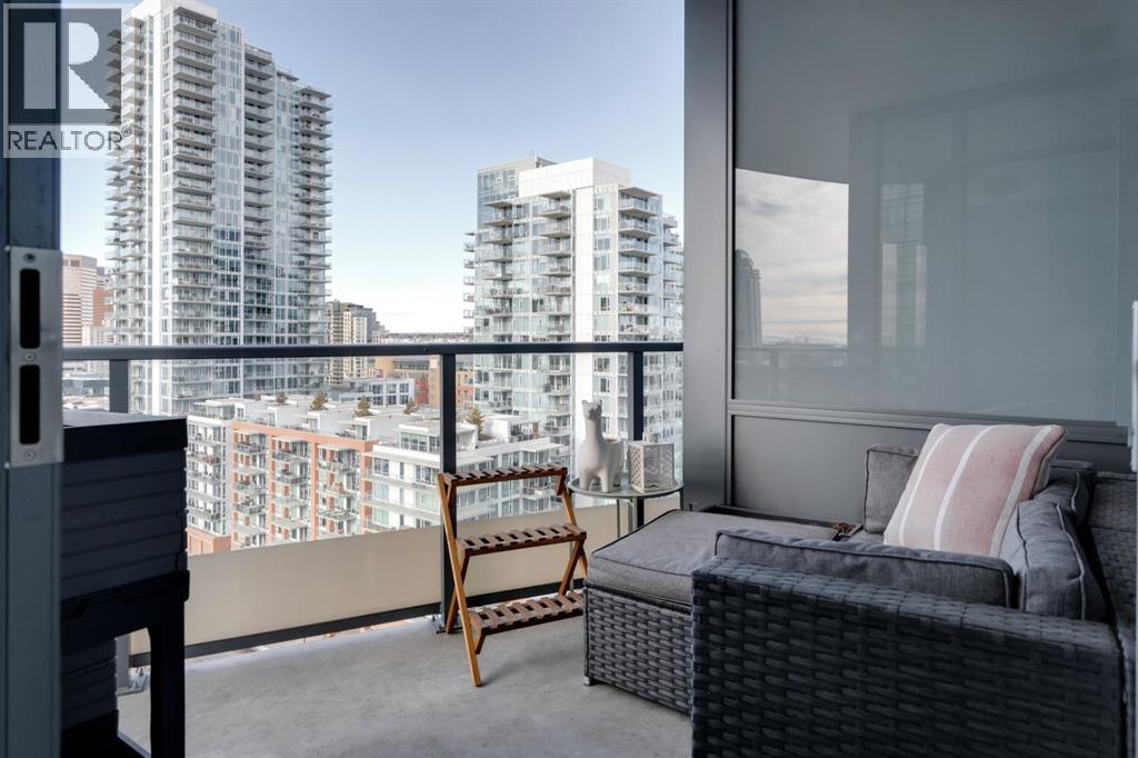 Single Family House for Sale in    Avenue SE Downtown East Village Calgary 