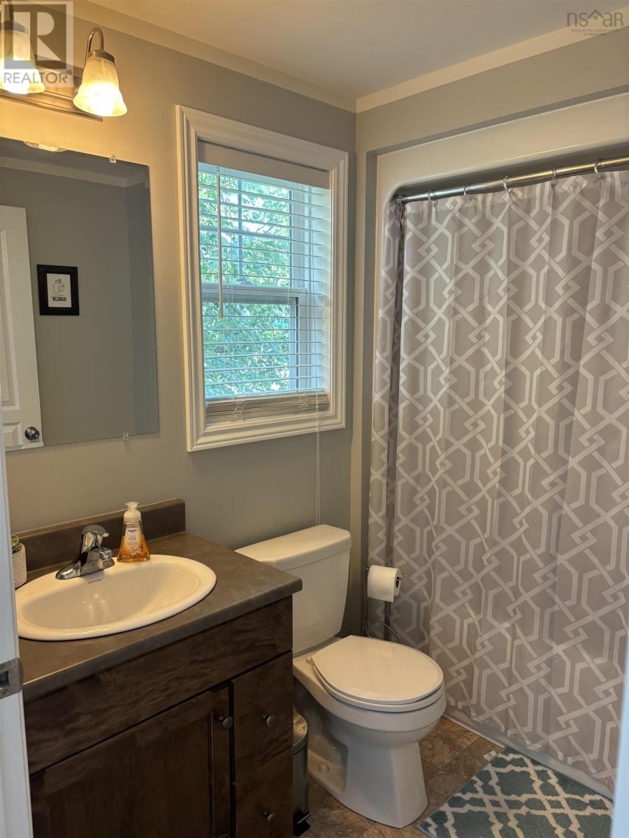 Property 21 of 33 of 124 Liberty Lane