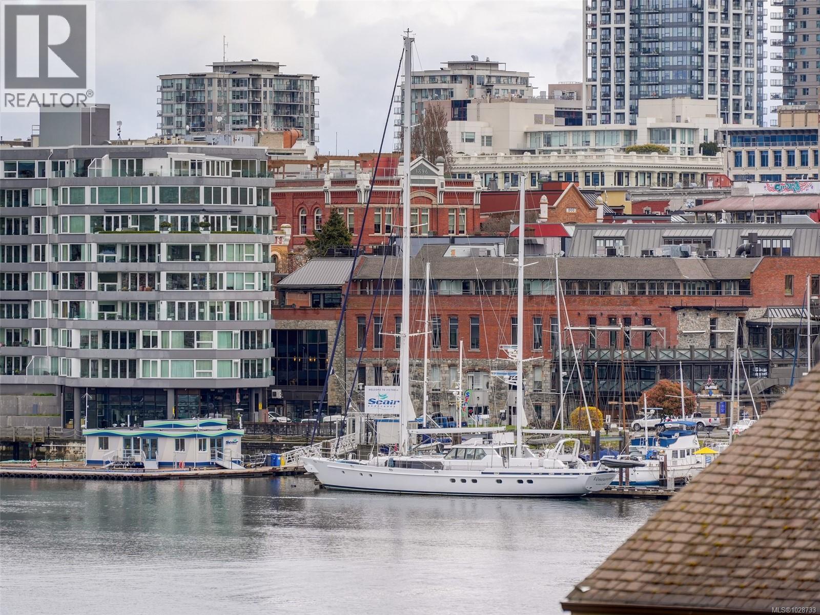 305 225 Belleville St, Victoria
