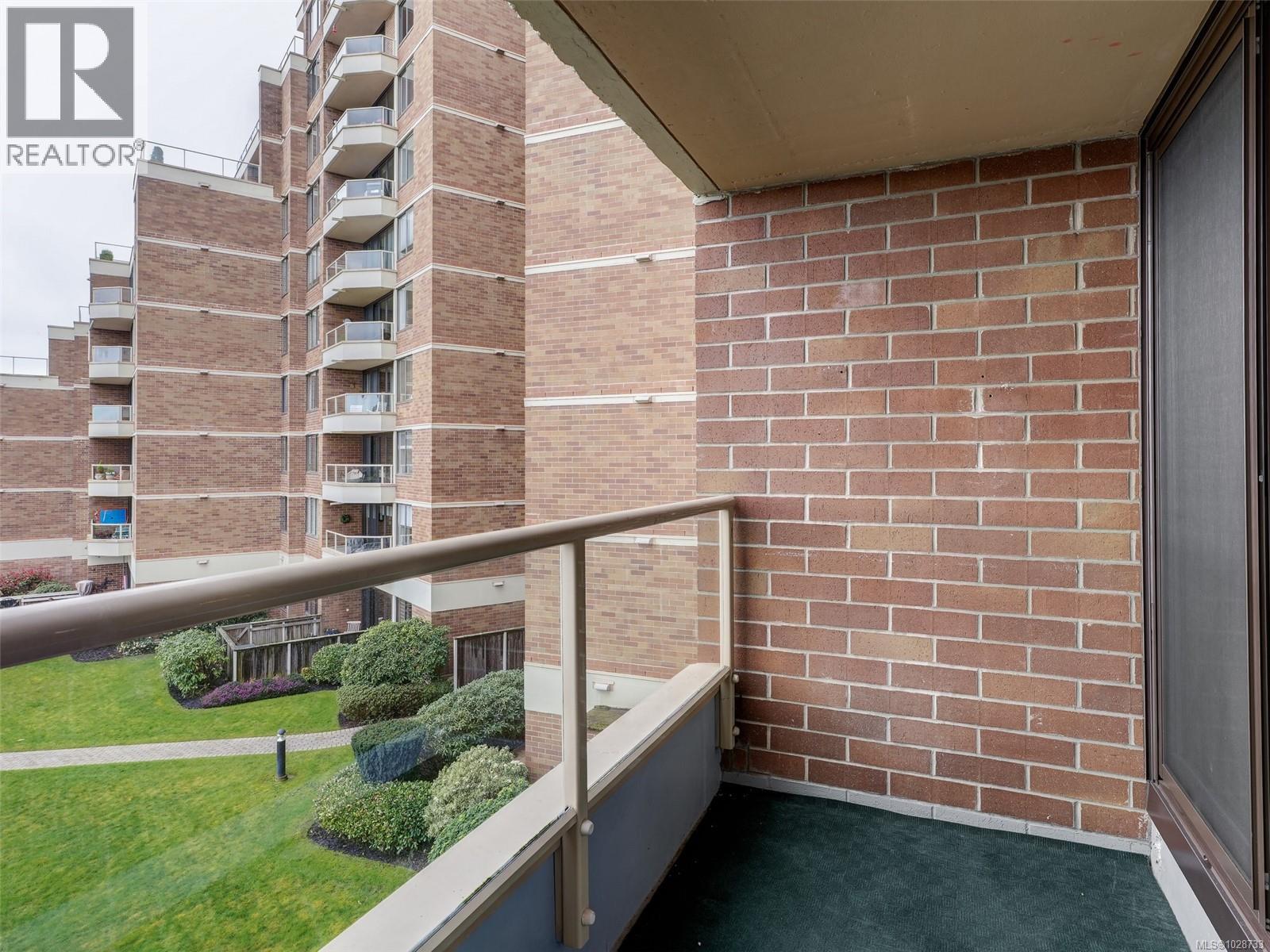 305 225 Belleville St, Victoria