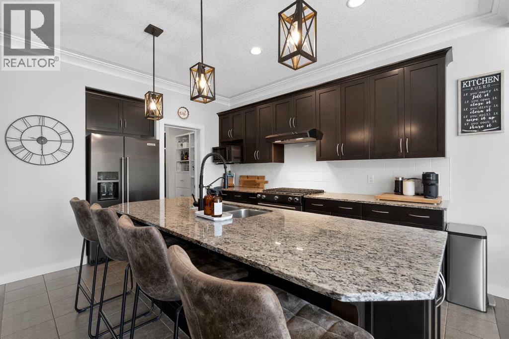 27 Sunset Court, Cochrane