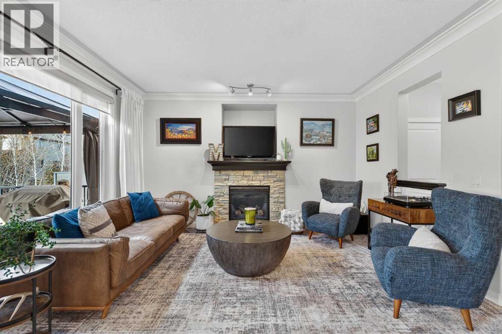 27 Sunset Court, Cochrane