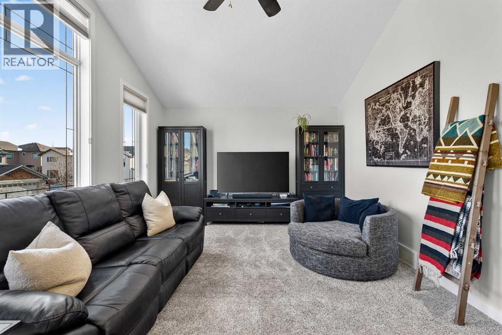 27 Sunset Court, Cochrane