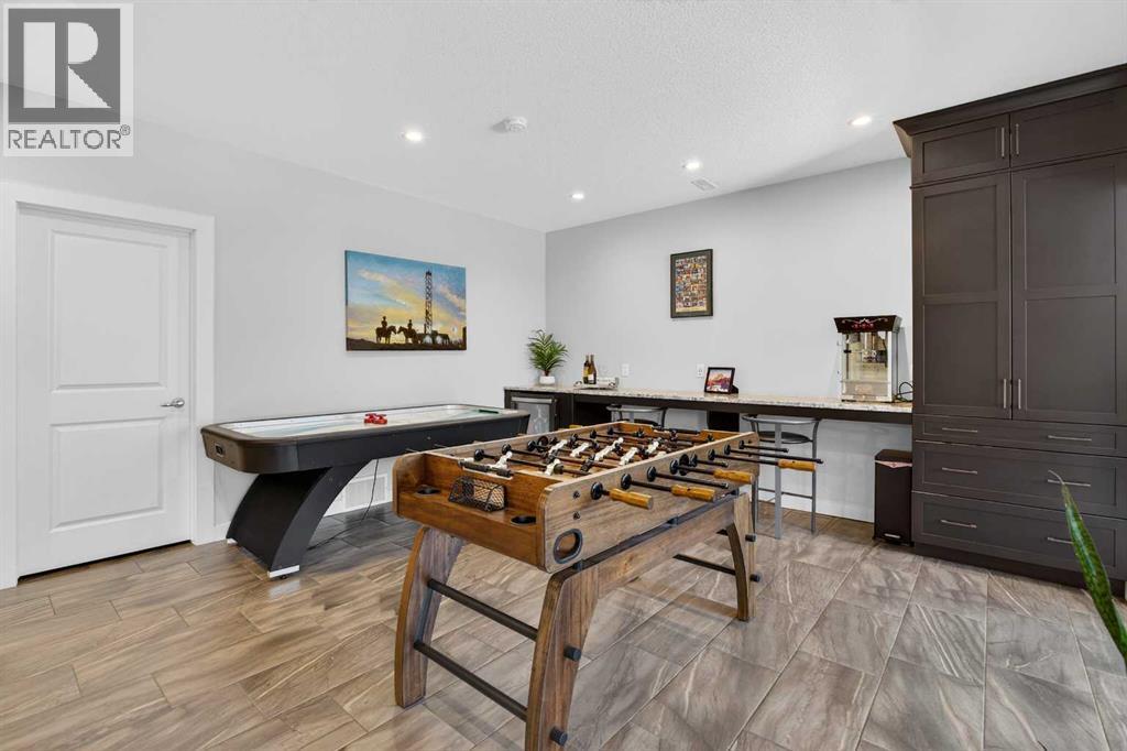 27 Sunset Court, Cochrane