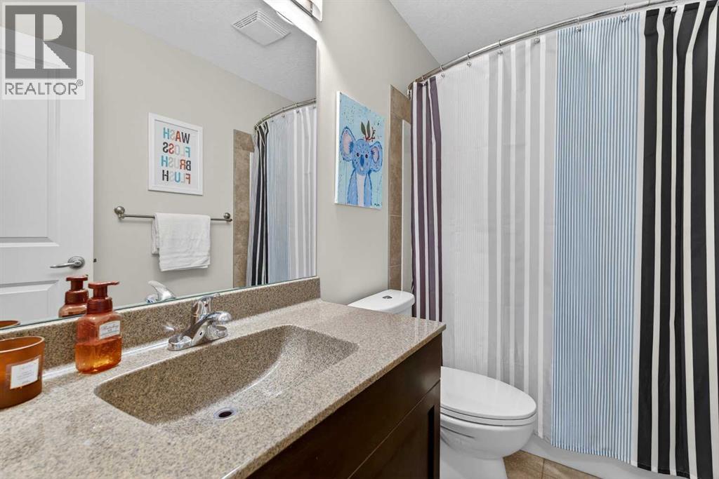 27 Sunset Court, Cochrane