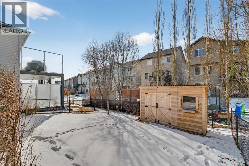 27 Sunset Court, Cochrane