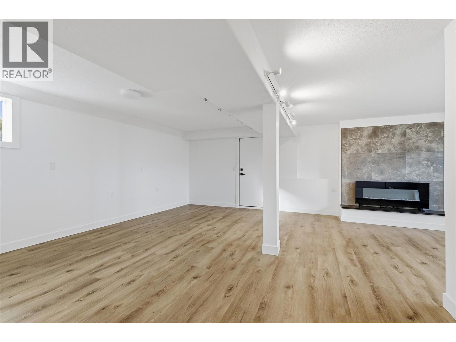 3906 Harding Road, West Kelowna